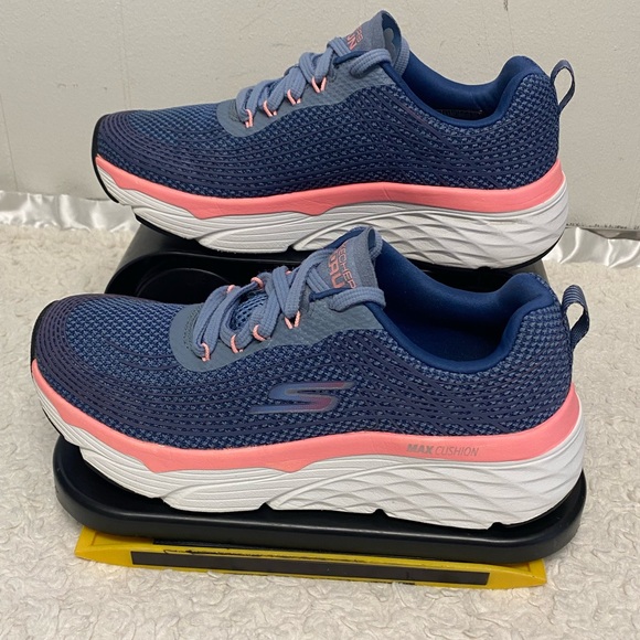 Skechers Womens Go Run Max Cushioning Elite Shoes Sneaker Size 7.5 Blue pink - Picture 2 of 12
